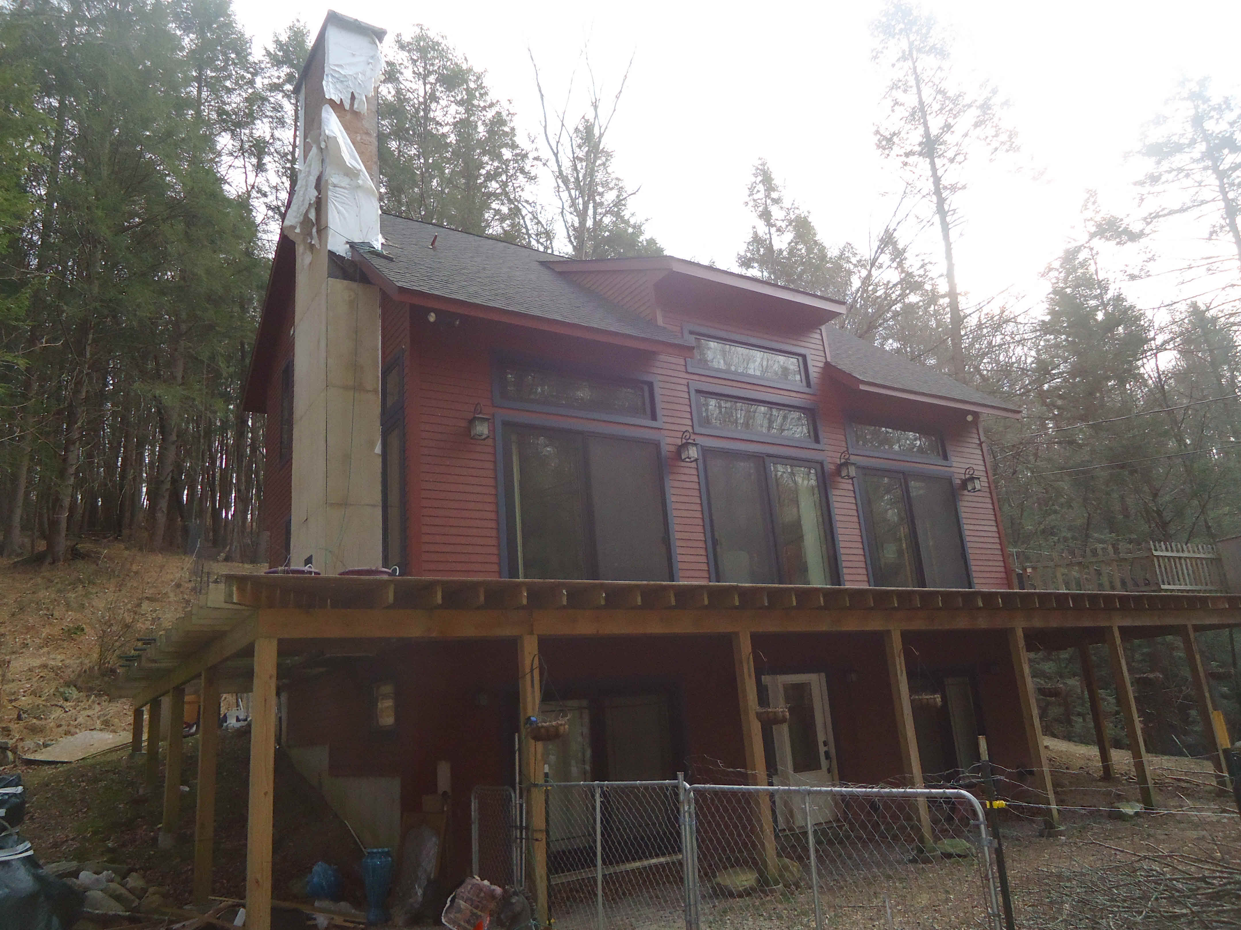 Building photograph for 54 HEMLOCK RD